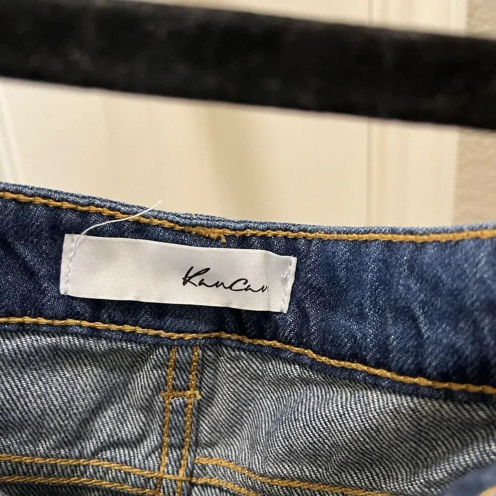 Kancan Estilo Denim Raw Hem Distressed Jean Shorts Size 7/27 KC8377M Medium Wash - Picture 5 of 10